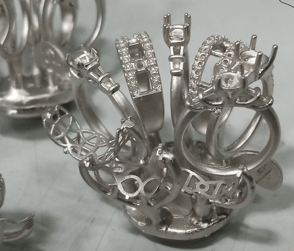 Platinum ring casting